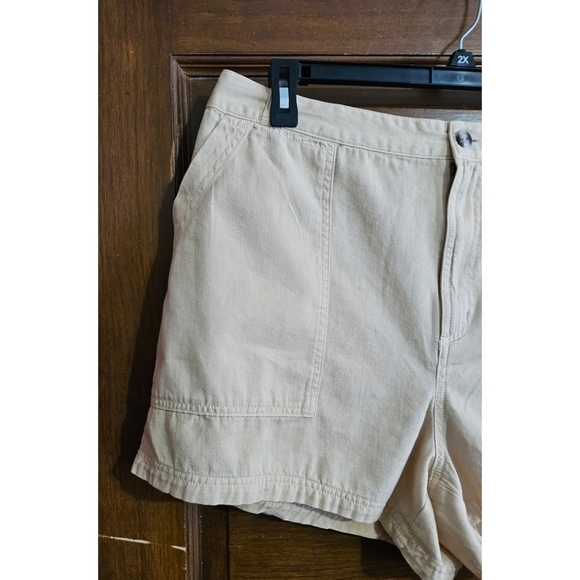 Universal Thread High Rise Utility Shorts - Picture 7 of 11